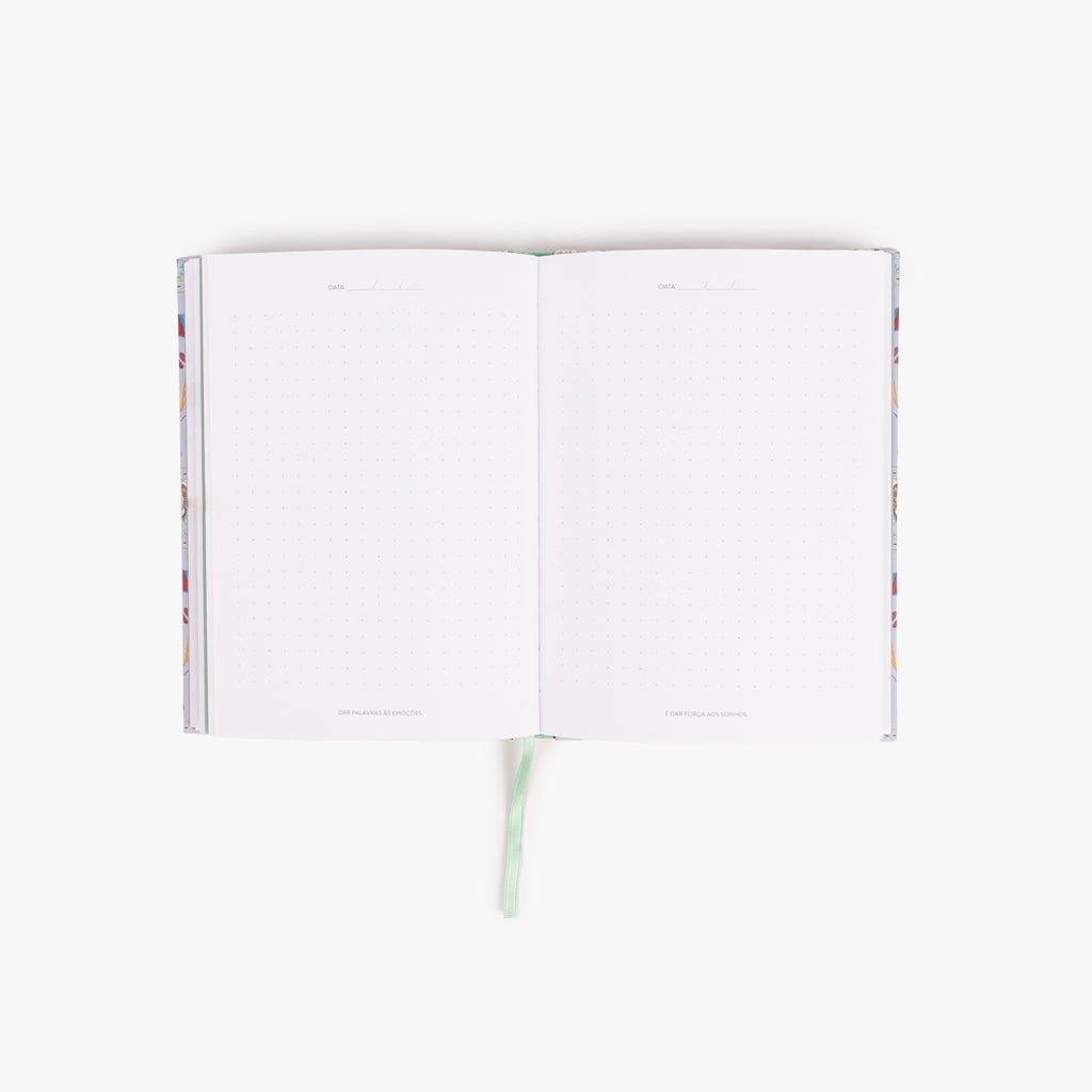 Caderno Journal com Gato Capa Dura A5 AQUI CABE O MUNDO - Gato Preto