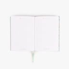 Caderno Journal Verde Capa Dura A5 AQUI CABE O MUNDO - Gato Preto