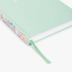 Caderno Journal Verde Capa Dura A5 AQUI CABE O MUNDO - Gato Preto