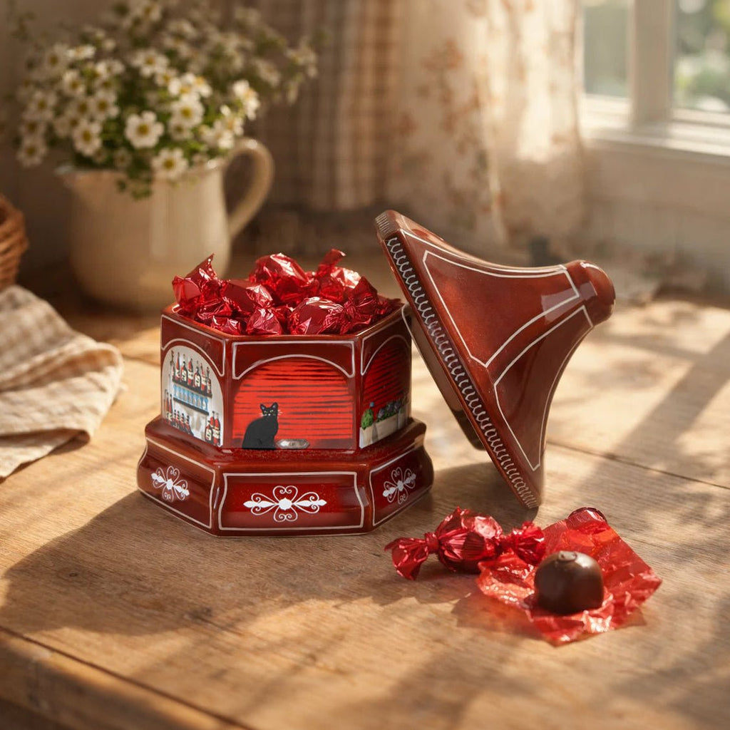 Caixa Decorativa Vermelha Quiosque de Ginja KIOSK - Gato Preto