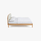 Cama com Cabeceira Estofada TUNES - Gato Preto