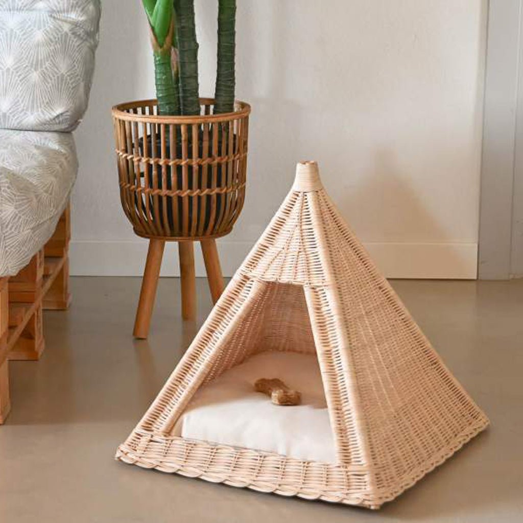 Cama de Animal RattanTriangular 45x45x45 PAWRENTS - Gato Preto