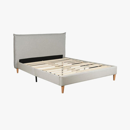 Cama Tecido com Cabeceira Reta e Pés de Madeira Bege SERENA - Gato Preto