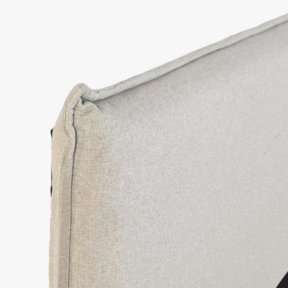 Cama Tecido com Cabeceira Reta e Pés de Madeira Bege SERENA - Gato Preto