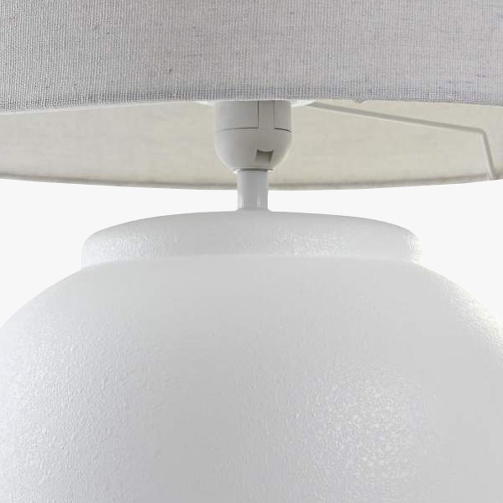 Candeeiro de Mesa Louça Branco 58 cm LUMINA - Gato Preto