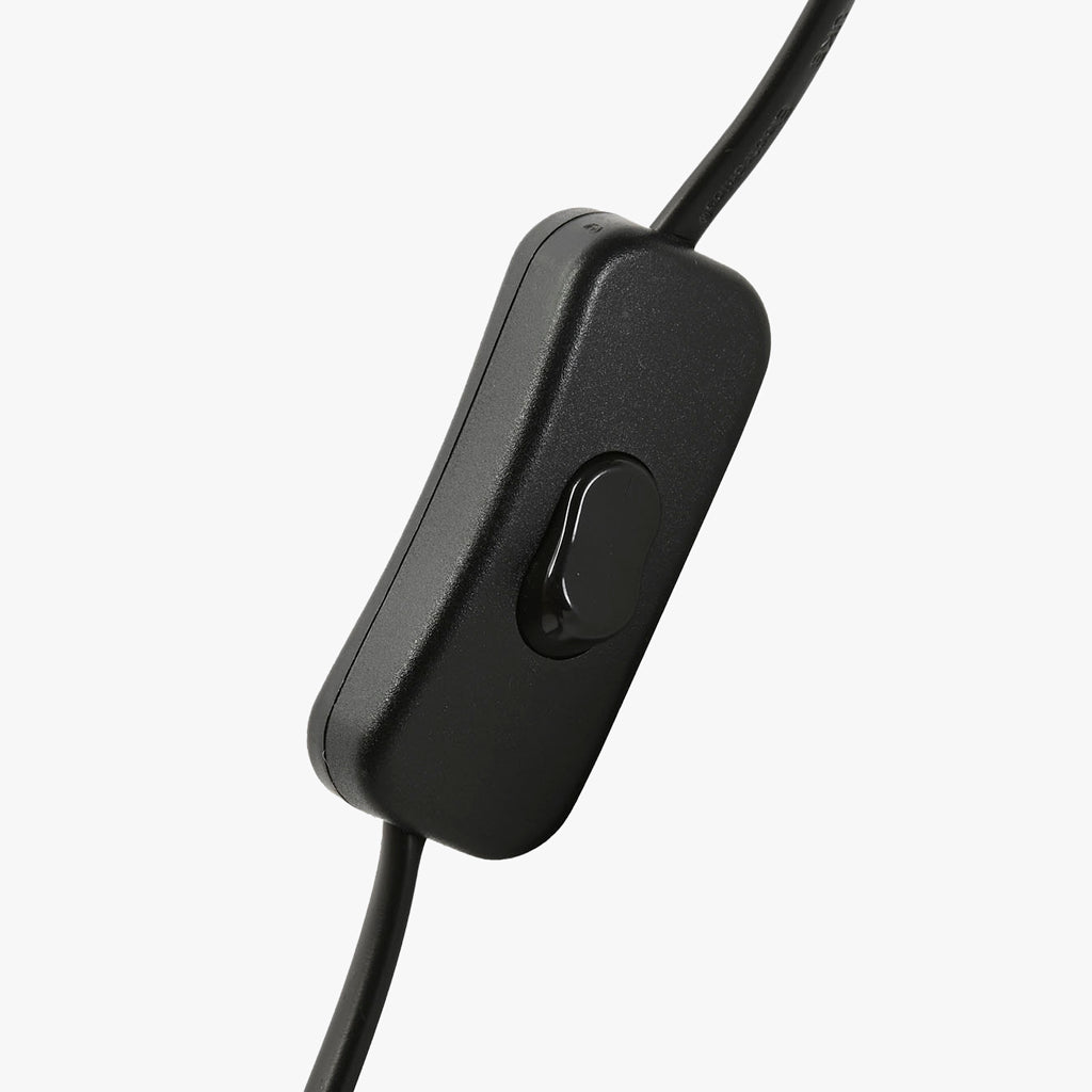 Candeeiro de Mesa Martelado Dourado LUXE - Gato Preto