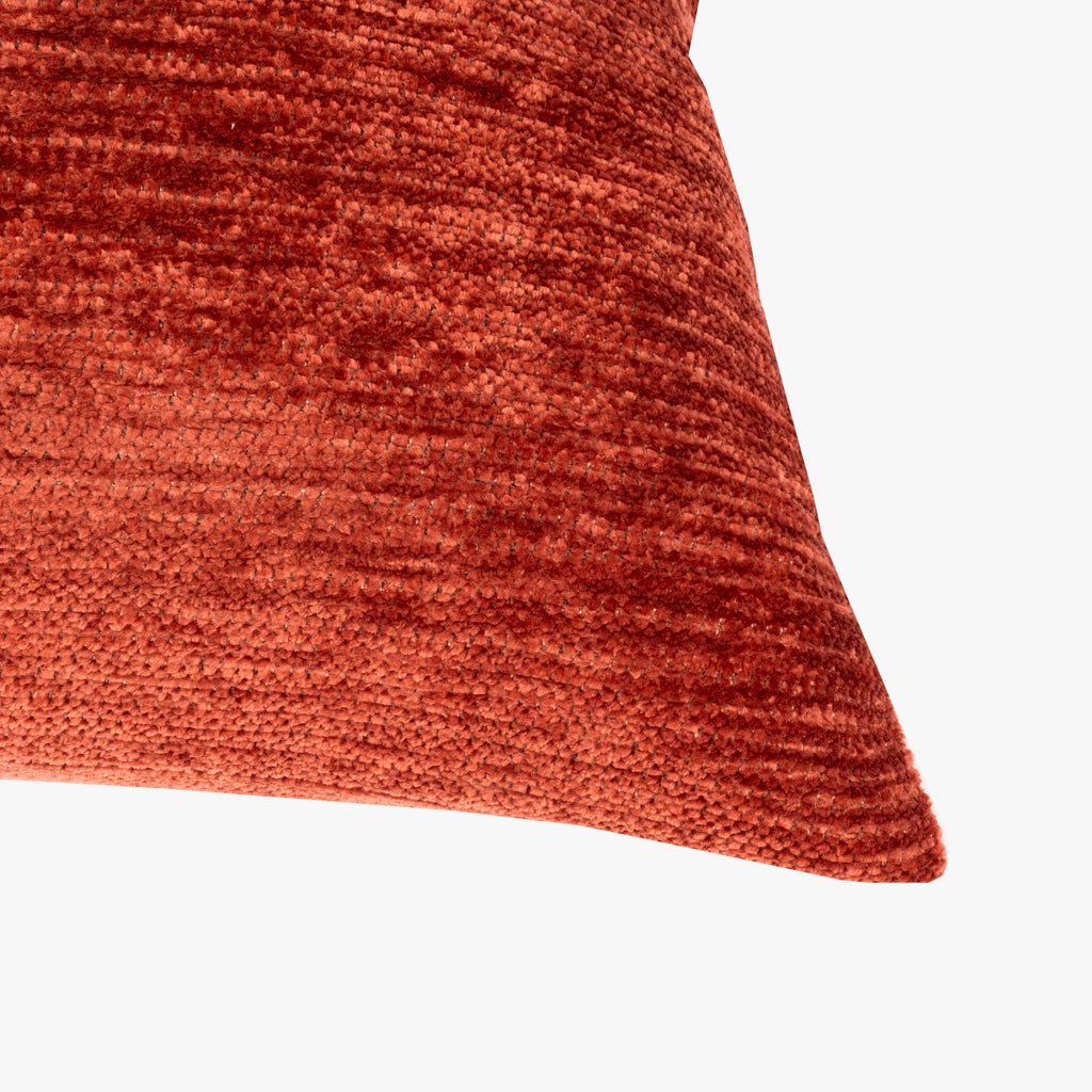 Capa de Almofada Chenile Rosa Velho 60x60 INDIE - Gato Preto