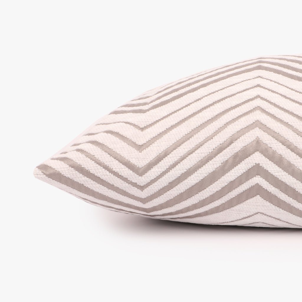 Capa de Almofada ZigZag Branco HERITAGE - Gato Preto