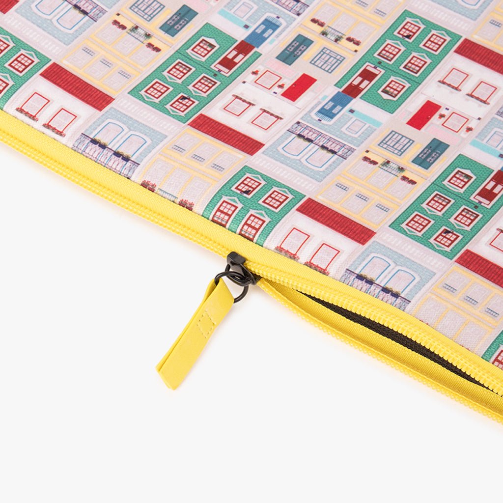 Capa para Portátil Neoprene Casas VILLAGE - Gato Preto