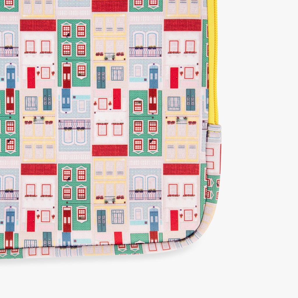 Capa para Portátil Neoprene Casas VILLAGE - Gato Preto