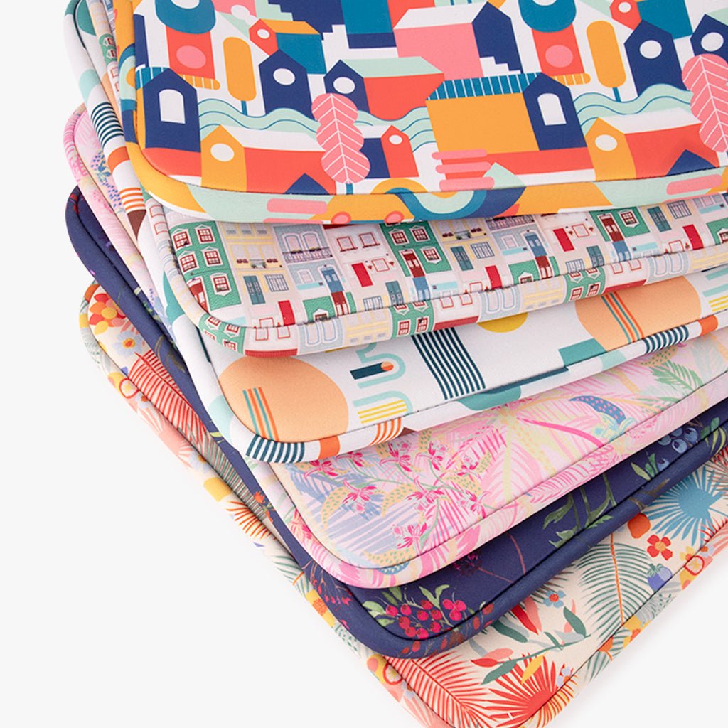 Capa para Portátil Neoprene Flores GARDEN MEMORIES - Gato Preto