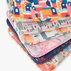 Capa para Portátil Neoprene Gatos CAT IN THE CITY - Gato Preto