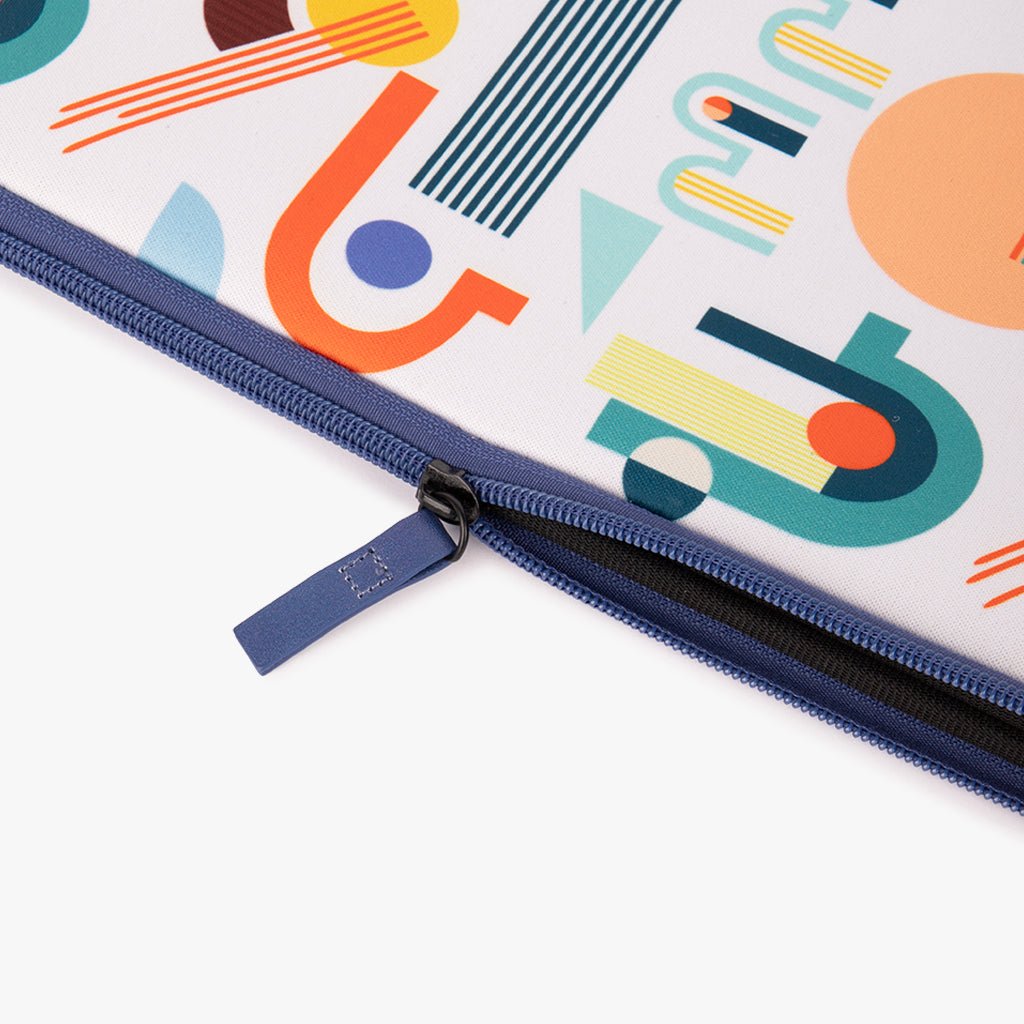 Capa para Portátil Neoprene Geométrico GROOVY - Gato Preto