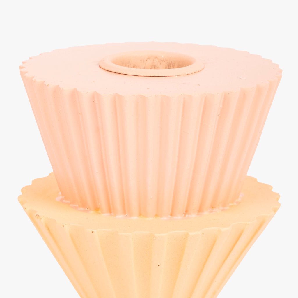 Castiçal Geométrico Pastel Pequeno MARSHMALLOW - Gato Preto