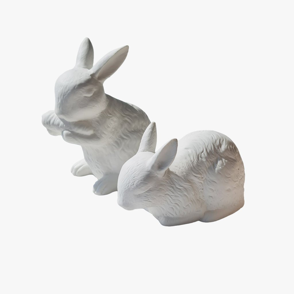 Coelho Decorativo em Cerâmica Branca com com luz (artigo sortido) - Gato Preto