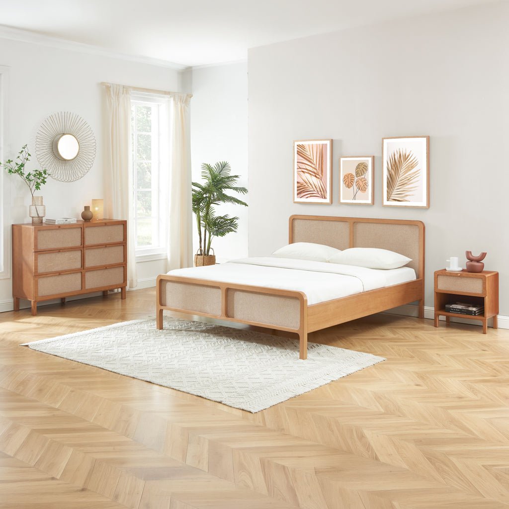 Cómoda de Cinco Gavetas com Linho BIZERTA - Gato Preto