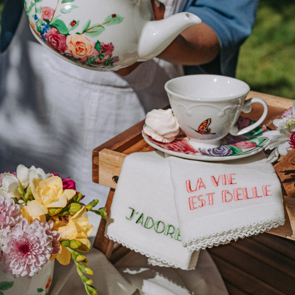 Conjunto 4 Guardanapos Algodão e Linho Palavras MARIE - Gato Preto