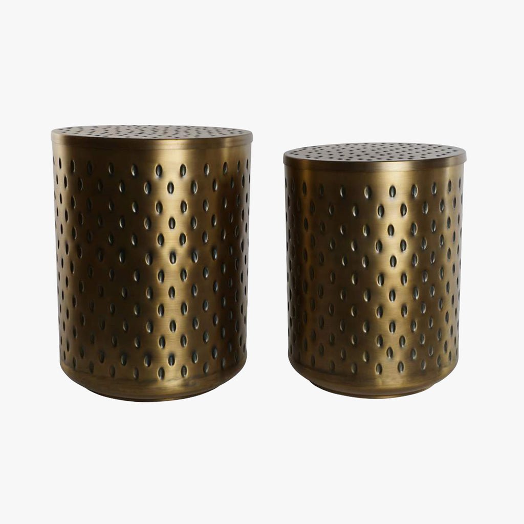 Conjunto de Duas Mesas de Apoio Trabalhadas 43x43x54 JASMIN - Gato Preto