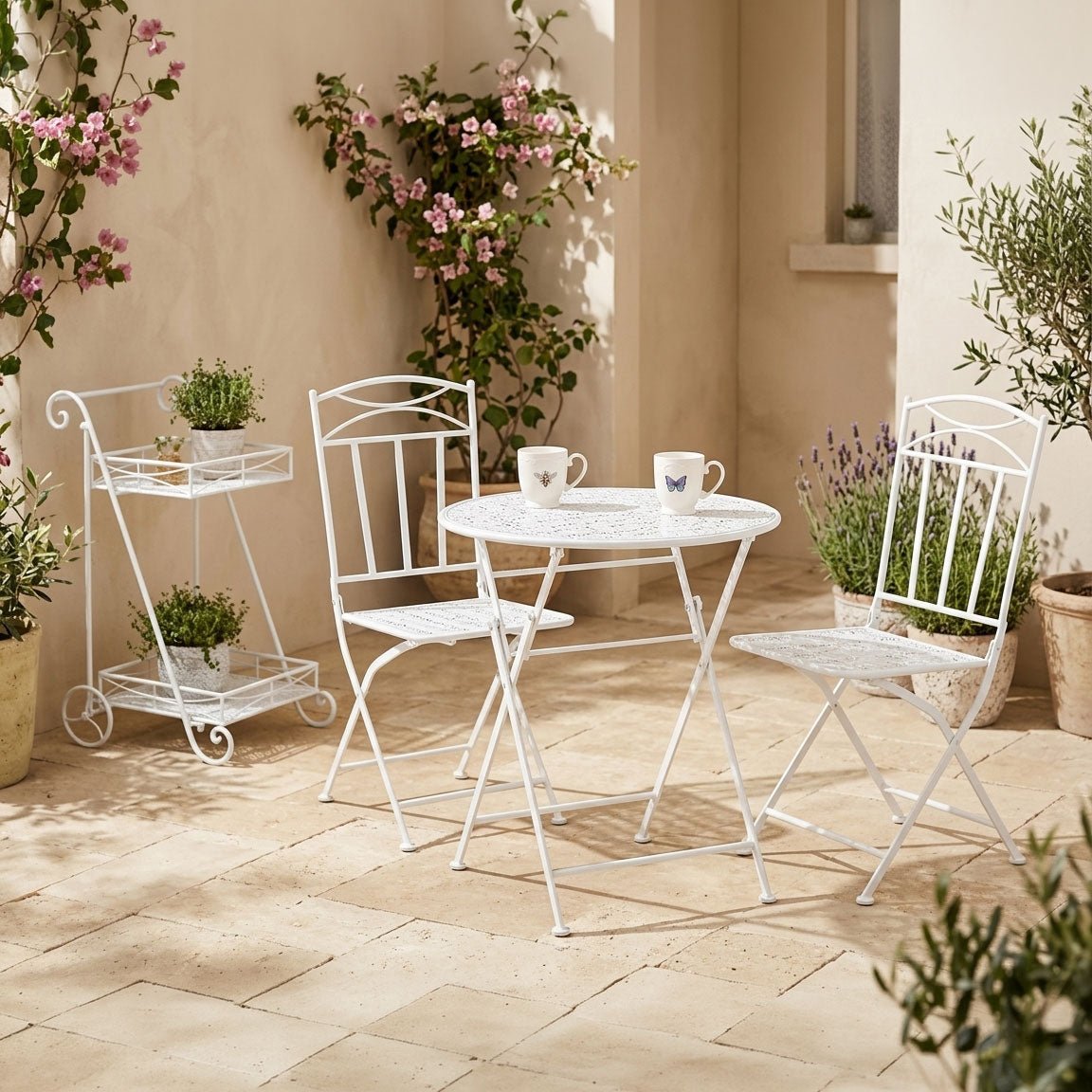 Conjunto de mesa e duas cadeiras em metal com folhas branco REVIVAL - Gato Preto