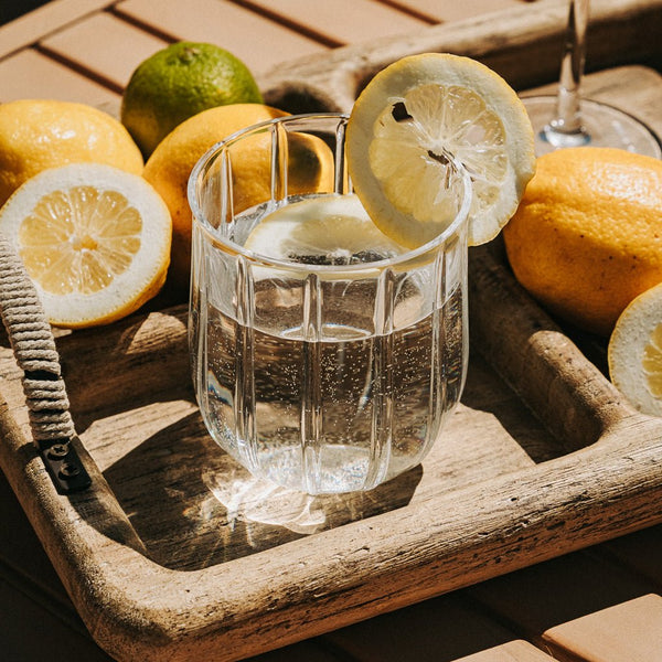 Copo de Acrílico Baixo Transparente 390 ml VITORIA - Gato Preto