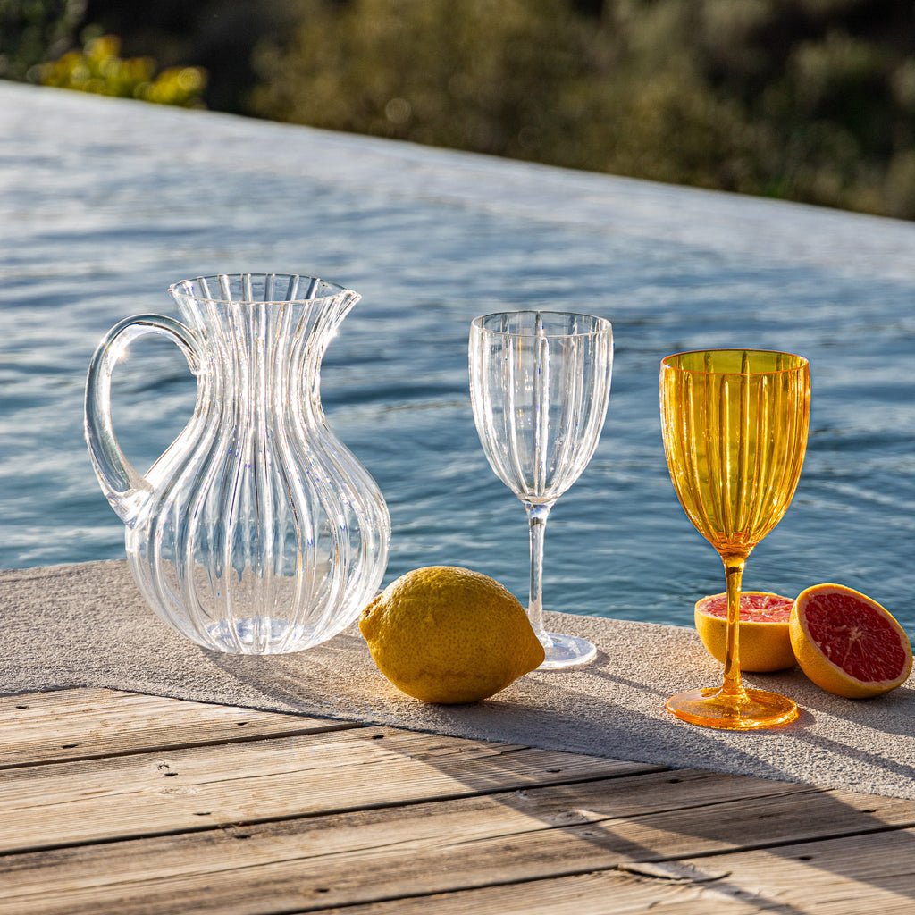 Copo de Acrílico com Pé Transparente 410 ml VITORIA - Gato Preto