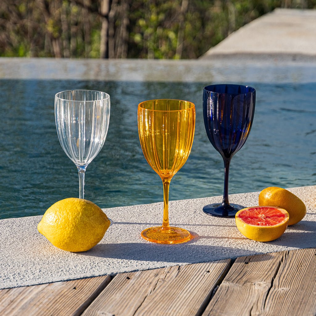 Copo de Acrílico com Pé Transparente 410 ml VITORIA - Gato Preto