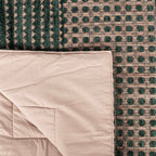 Edredão para Cama de Chenile Verde INDIE - Gato Preto