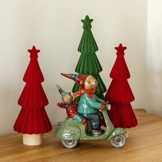 Enfeite de Natal de Ursos em Scooter COZY - Gato Preto