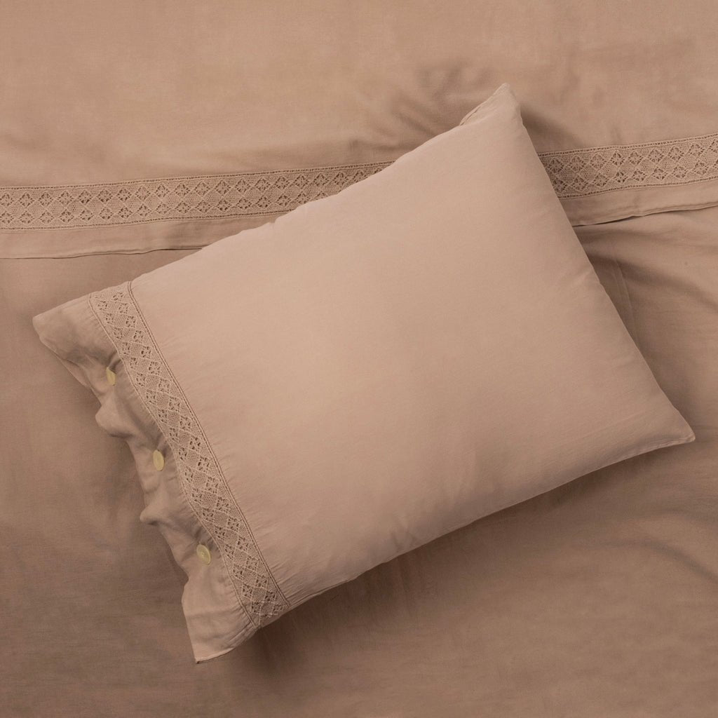 Fronha para Almofada Algodão Stonewash Seixo 50x65 PARIS - Gato Preto