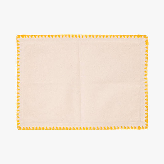 Individual de Algodão Bege com Bordado Amarelo PORTOBELLO - Gato Preto