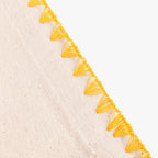 Individual de Algodão Bege com Bordado Amarelo PORTOBELLO - Gato Preto