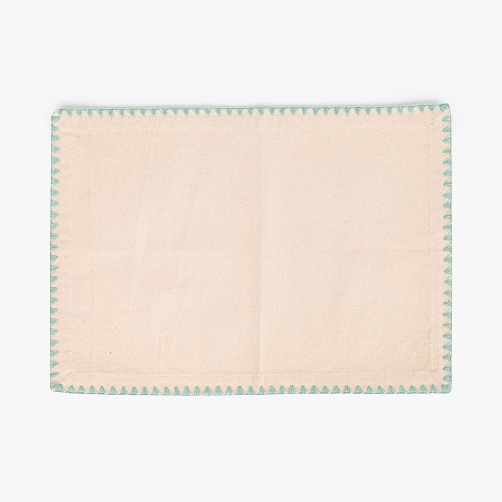 Individual de Algodão Bege com Bordado Verde PORTOBELLO - Gato Preto