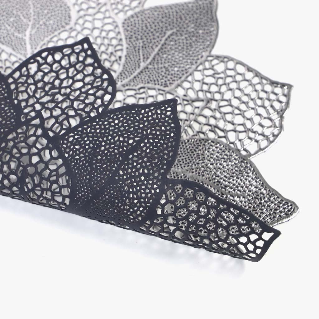 Individual Flor Prata D44 FESTIVE - Gato Preto