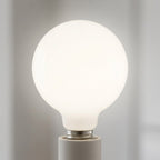 Lâmpada de LED Bola Branca SWAN - Gato Preto
