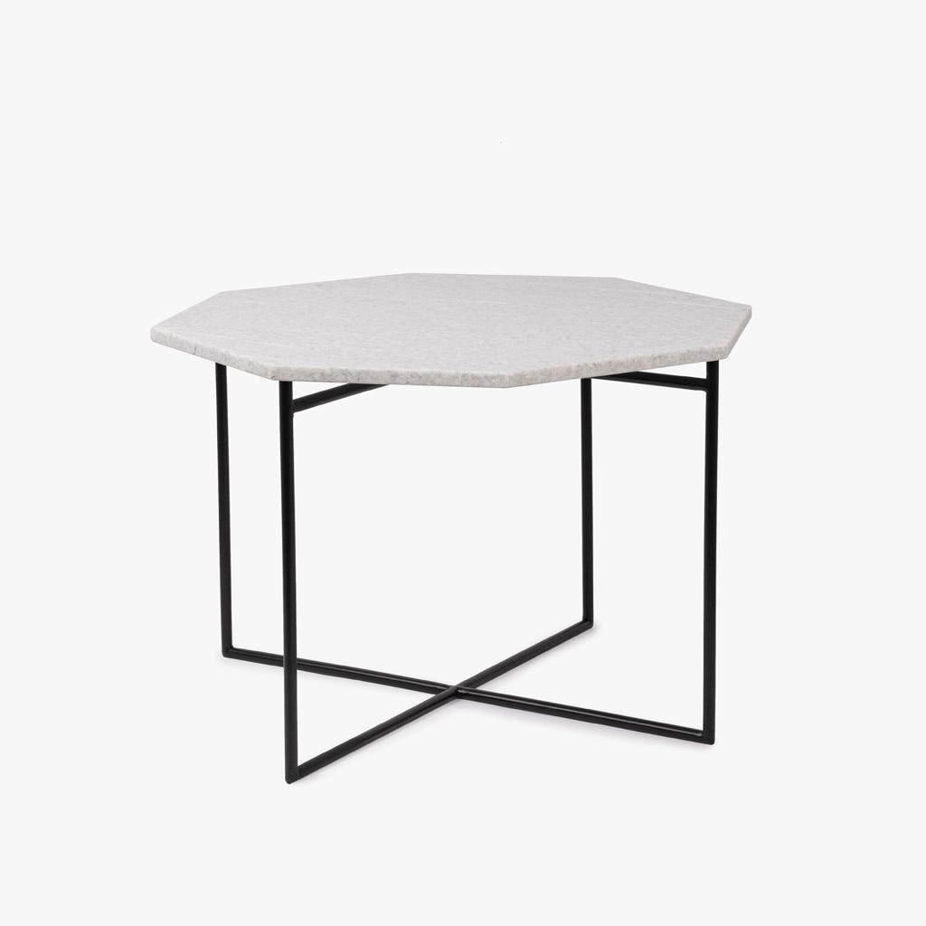 Mesa de Apoio com Tampo de Mármore 62x62x40,50 AGRA - Gato Preto