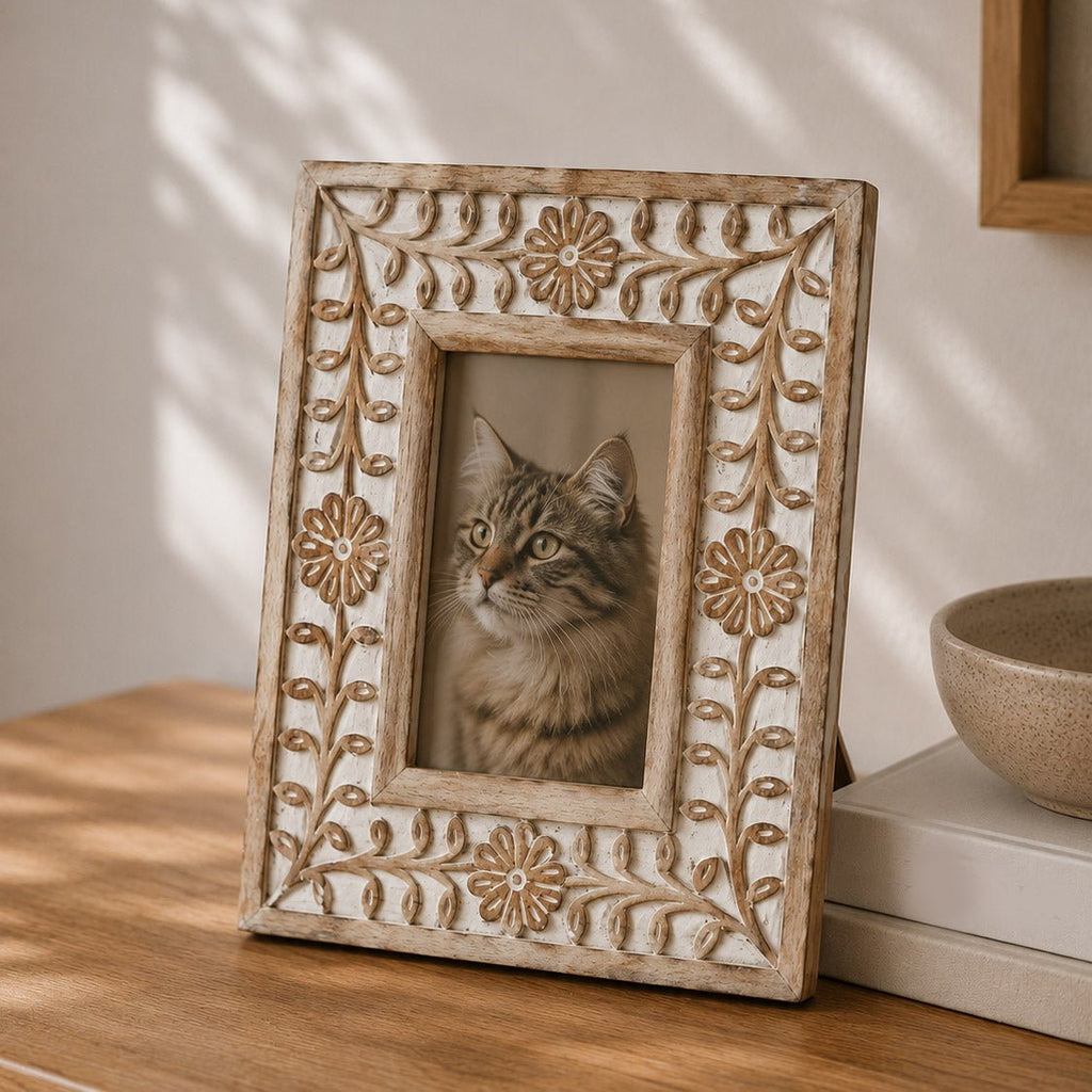 Moldura Flor em madeira 10x15 Gato Preto