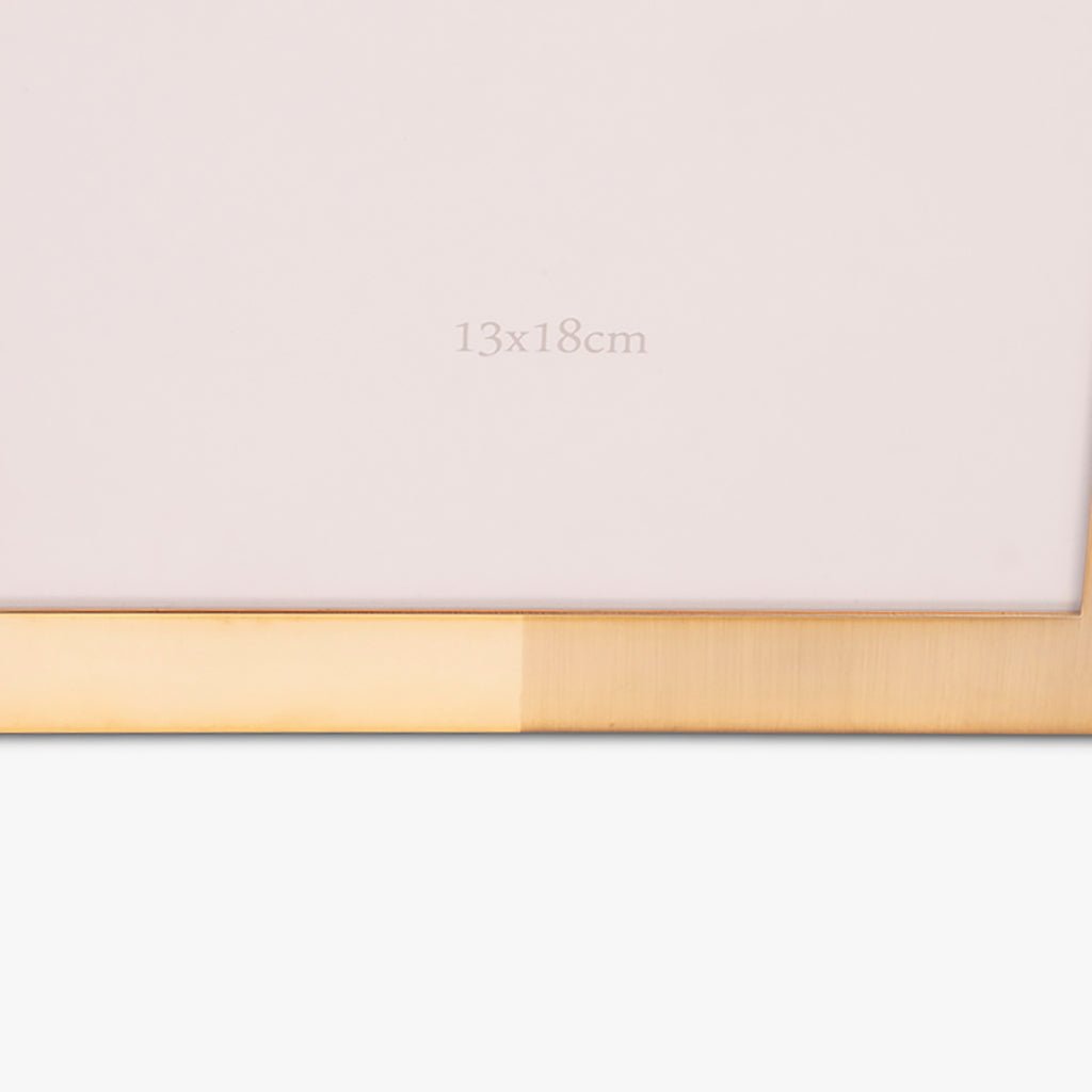 Moldura Tons Dourado 13x18 SHINY & BRUSHED - Gato Preto