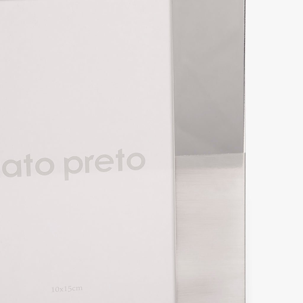 Moldura Tons Prateado 10x15 SHINY & BRUSHED - Gato Preto