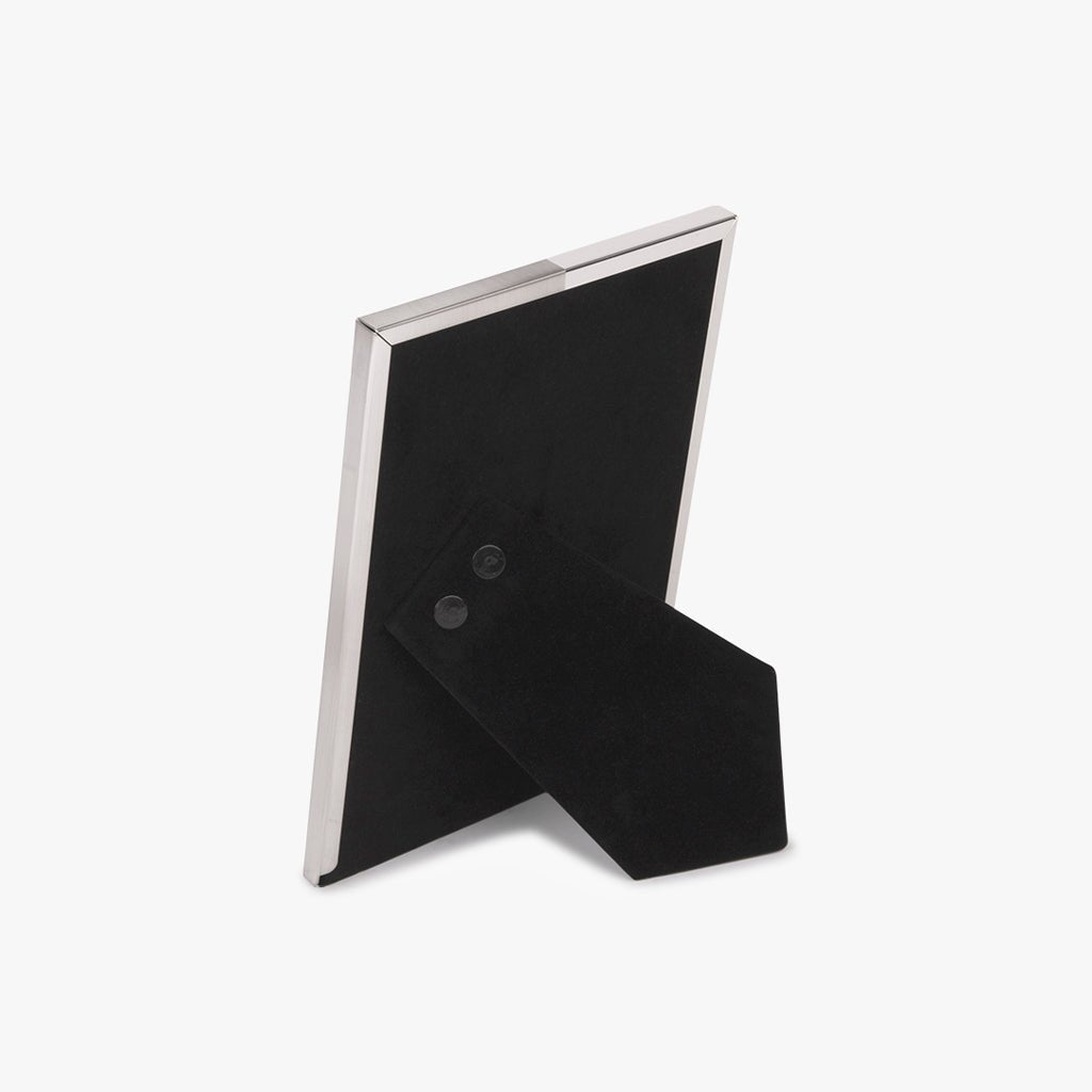 Moldura Tons Prateado 10x15 SHINY & BRUSHED - Gato Preto