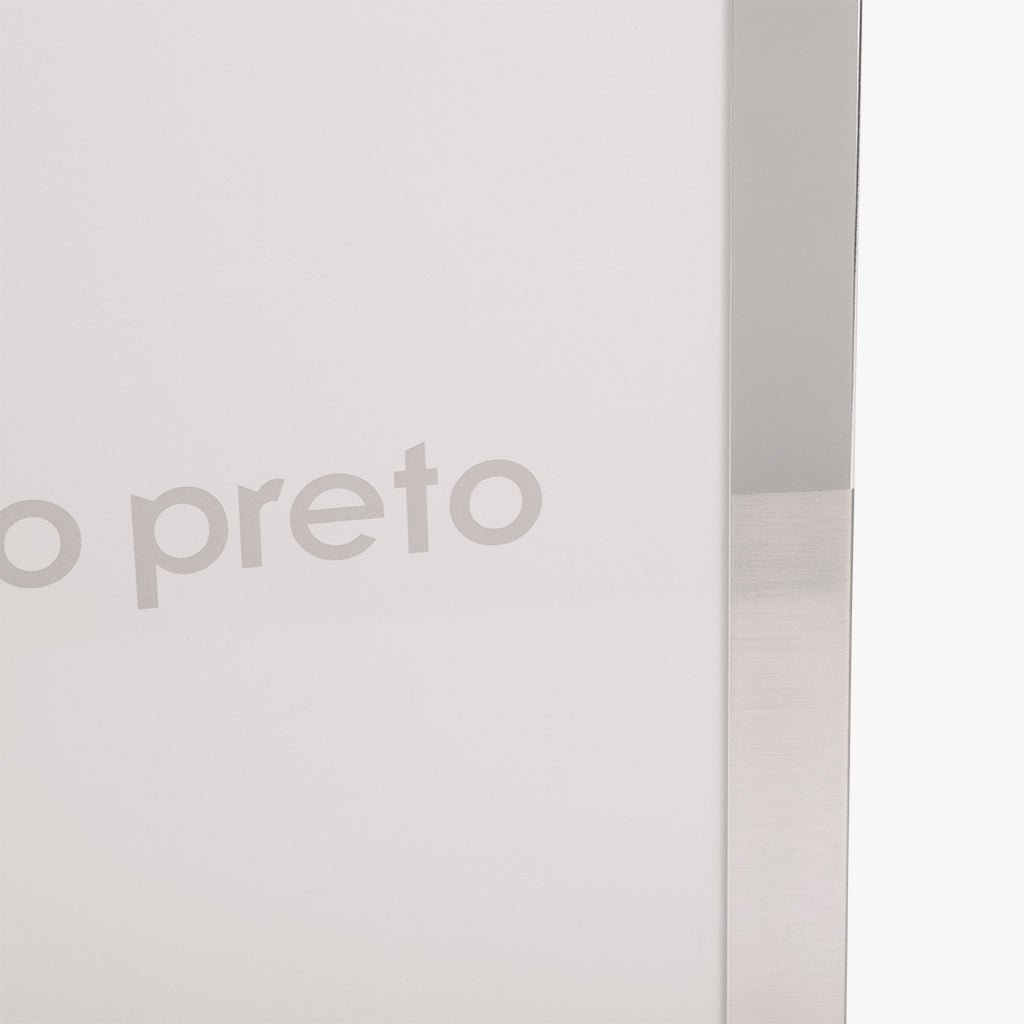 Moldura Tons Prateado 15x20 SHINY & BRUSHED - Gato Preto