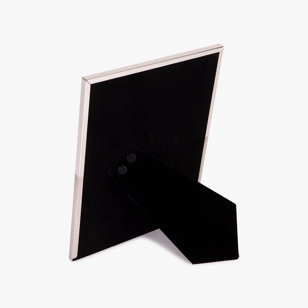 Moldura Tons Prateado 15x20 SHINY & BRUSHED - Gato Preto