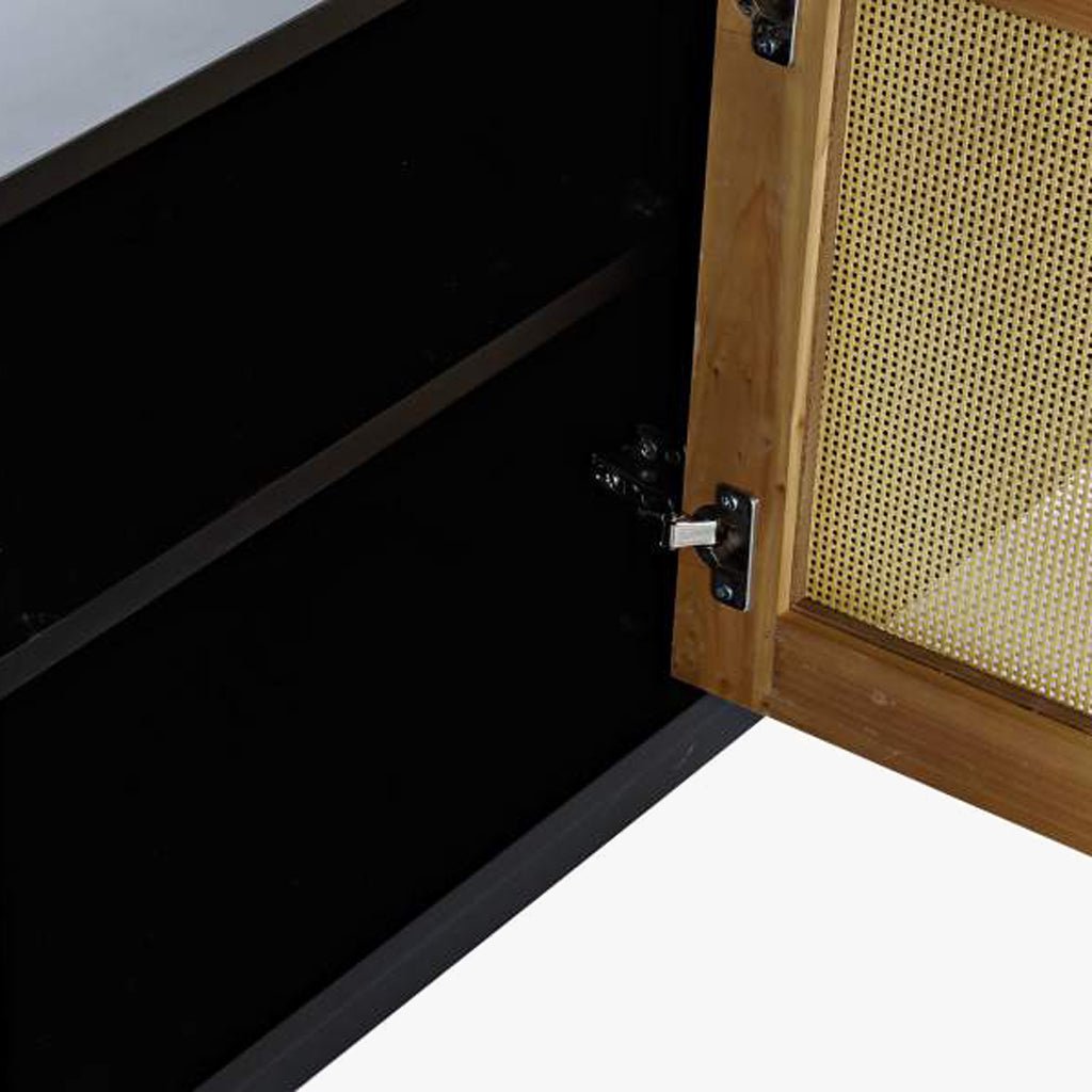 Móvel de Televisão de Duas Portas Madeira de Abeto e Ratan VEREDA - Gato Preto