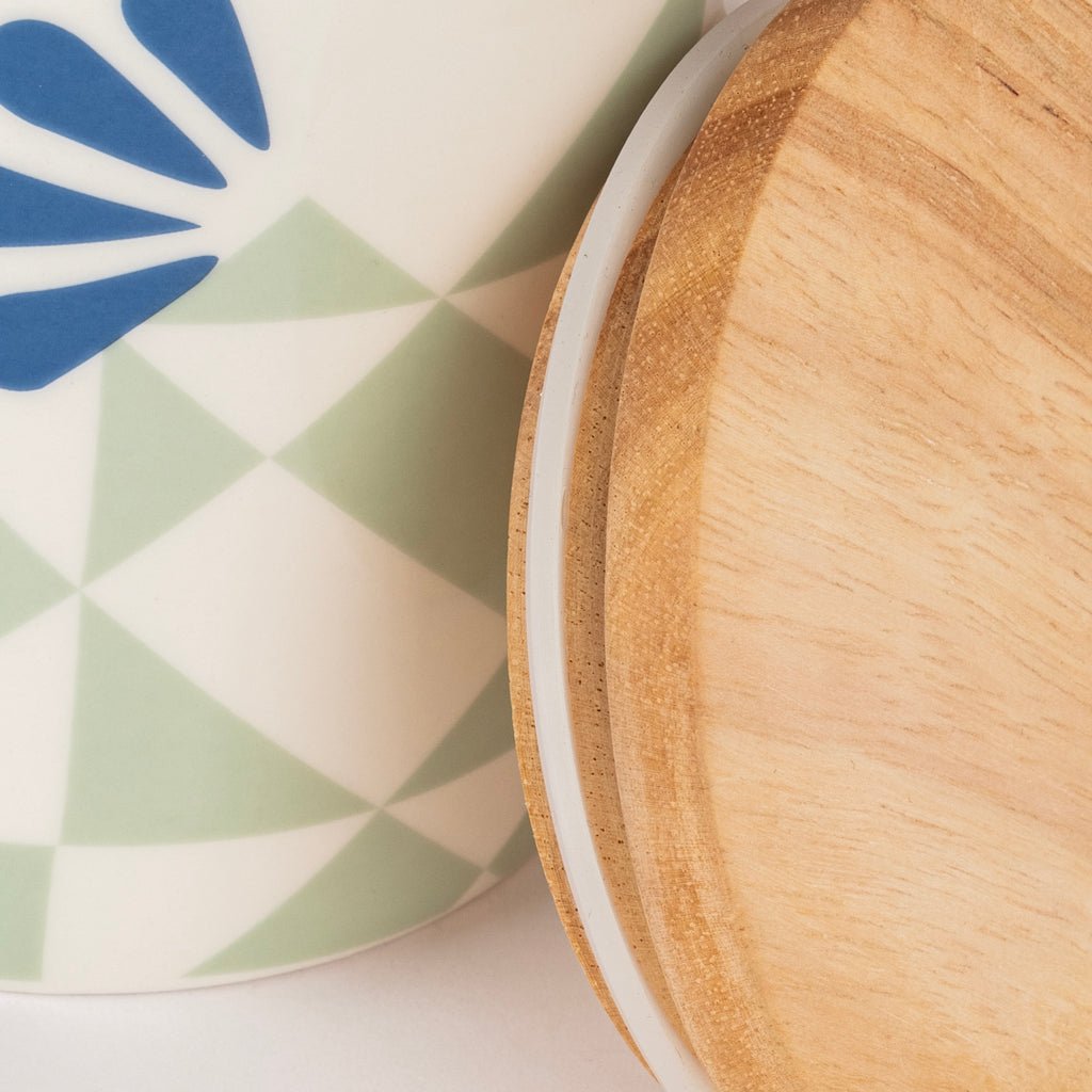 Pote Laranja com Tampa de Bambu AZULEJO - Gato Preto