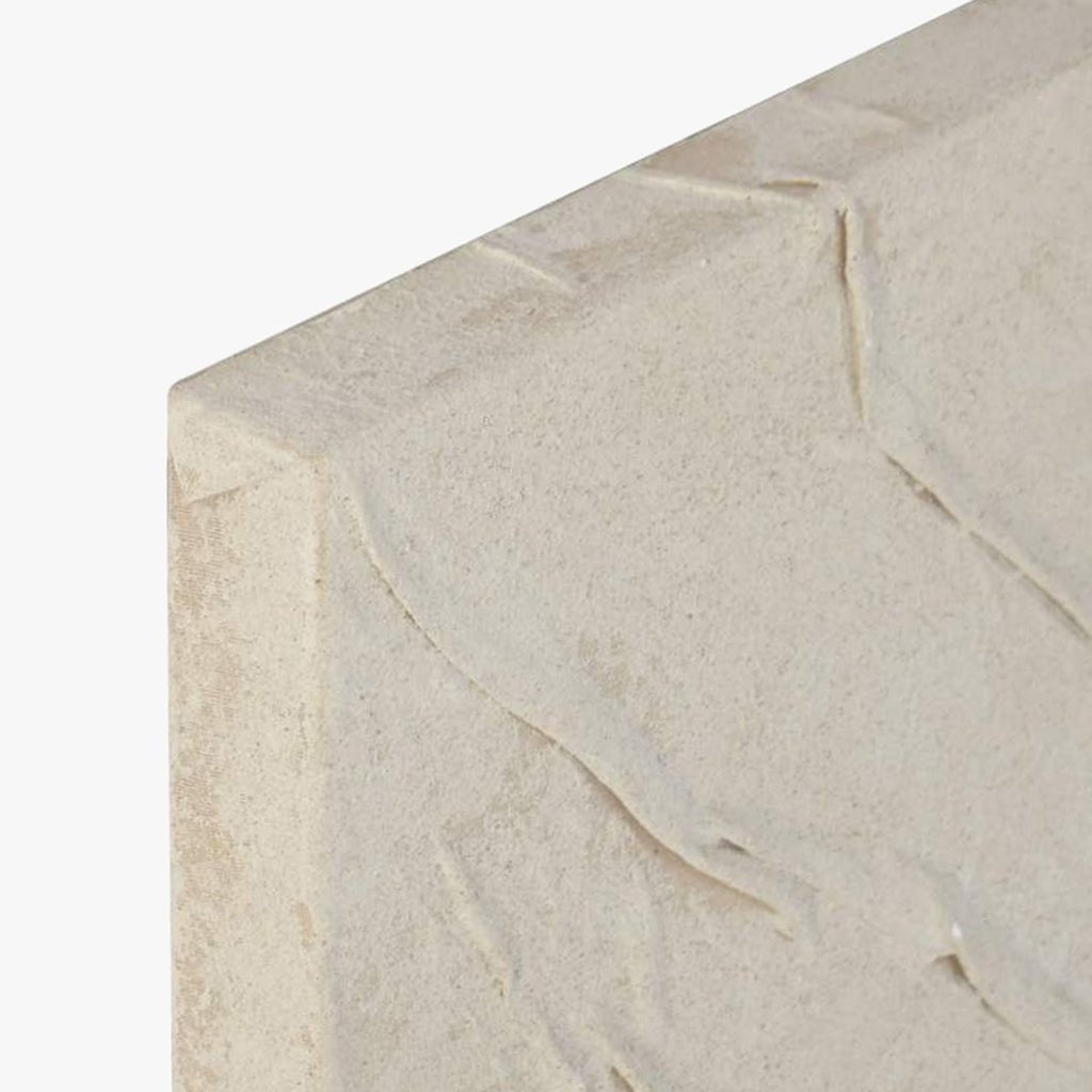 Quadro Drapeado Branco VÉU - Gato Preto