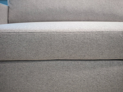 Sofá cama com 2 pufes cinza AVERY - Gato Preto