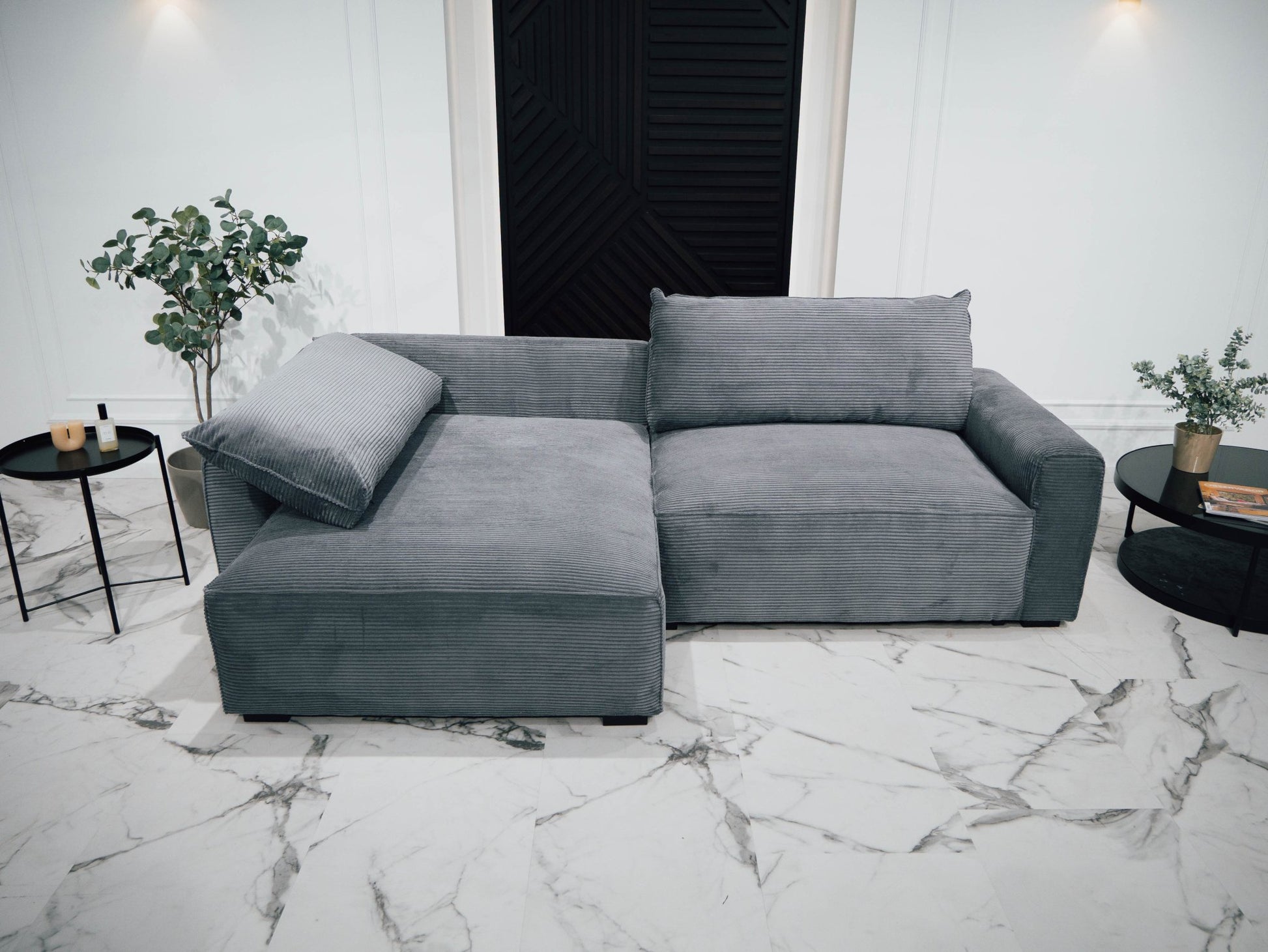 Sofá cama com chaise longue reversível LAUREN - Gato Preto