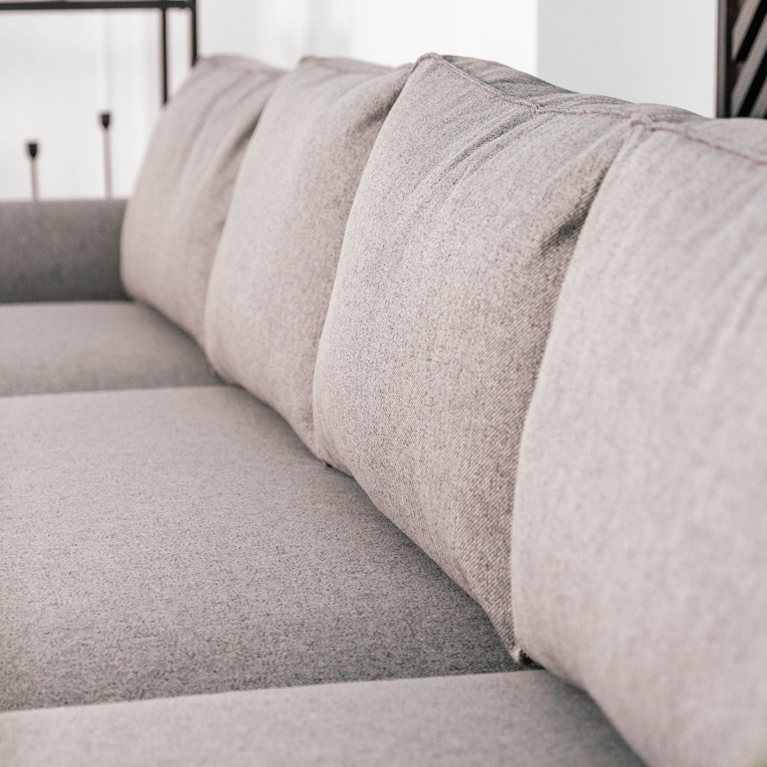 Sofá cama panorâmico com 2 chaise longue cinza JORDAN - Gato Preto