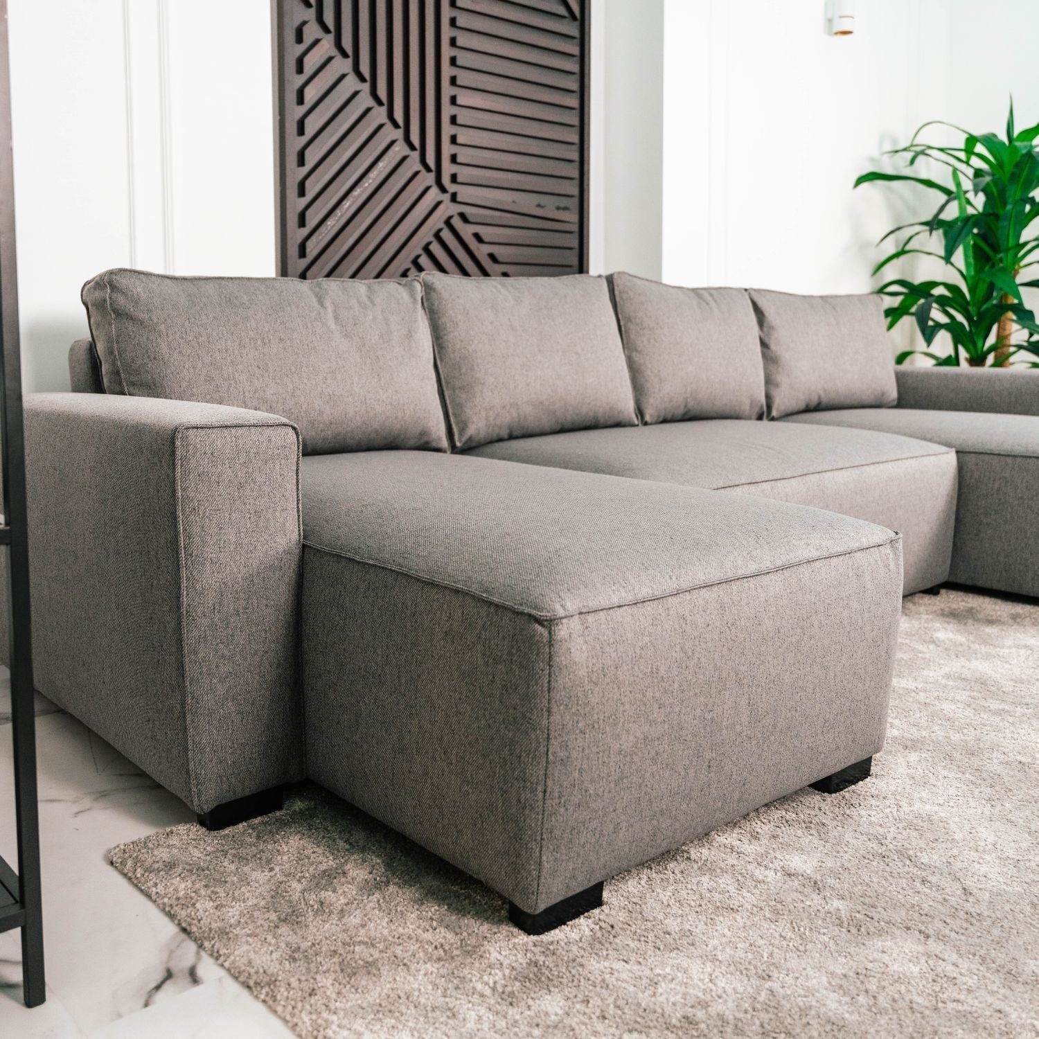 Sofá cama panorâmico com 2 chaise longue cinza JORDAN - Gato Preto