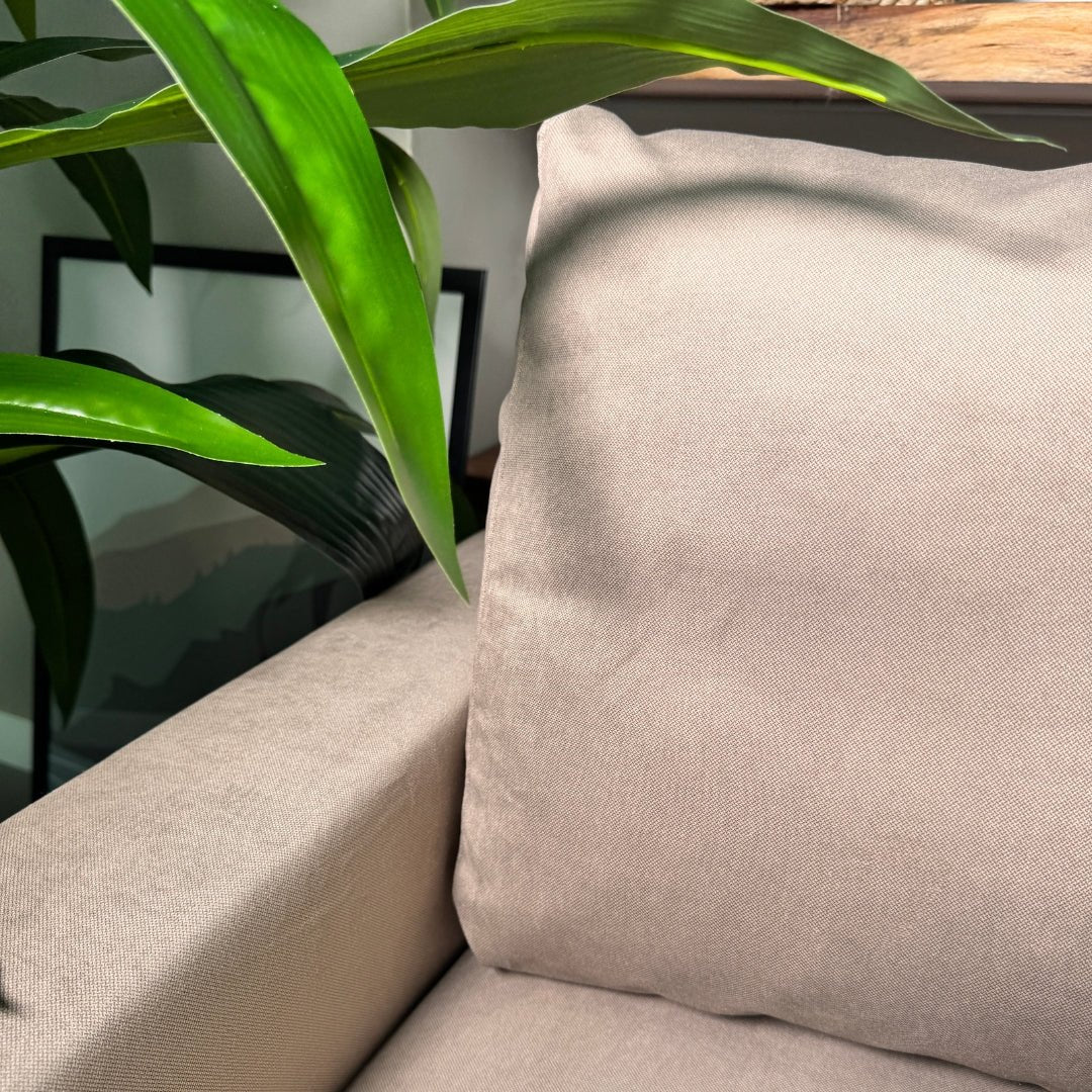 Sofá com chaise longue reversível preto FOX - Gato Preto