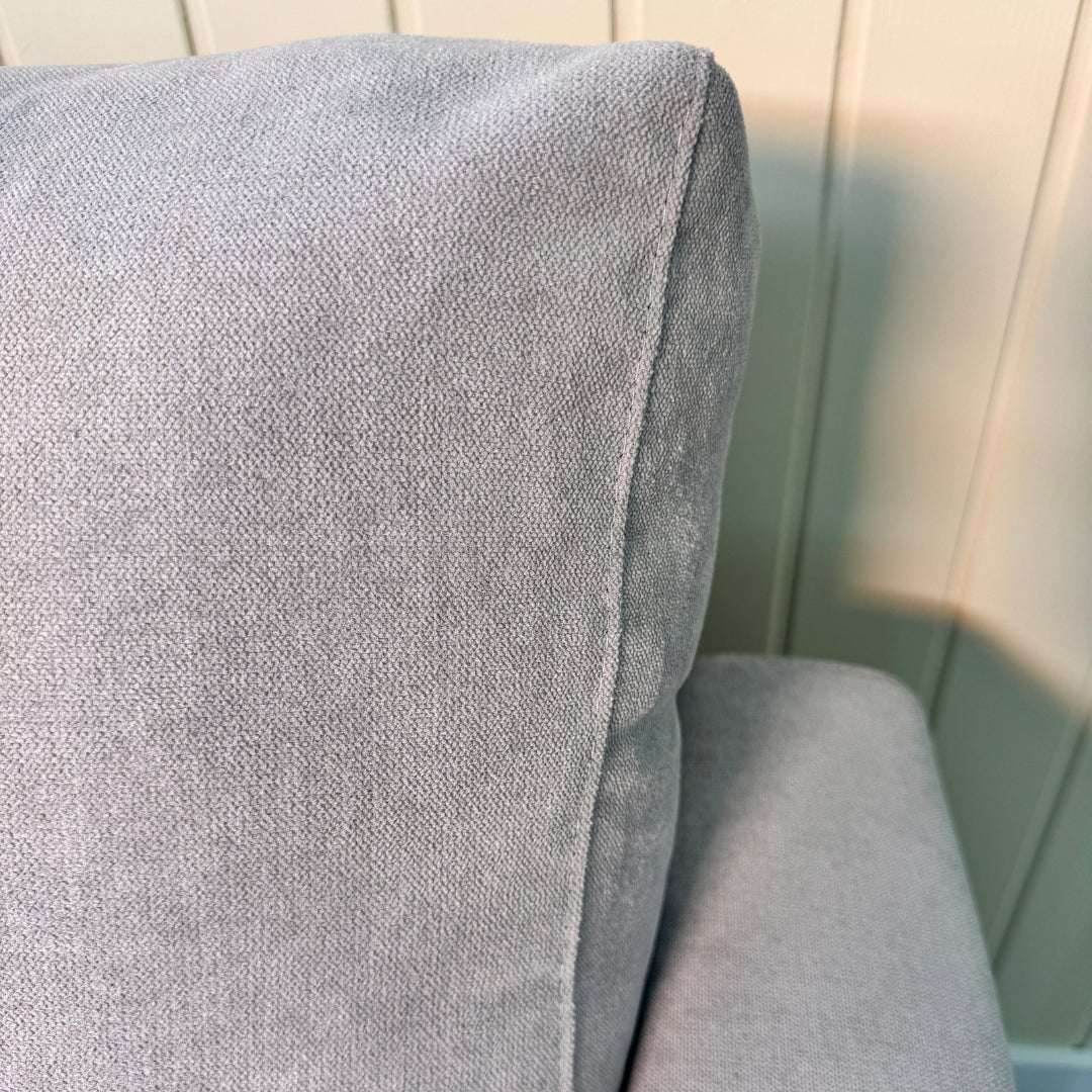 Sofá com chaise longue reversível preto FOX - Gato Preto